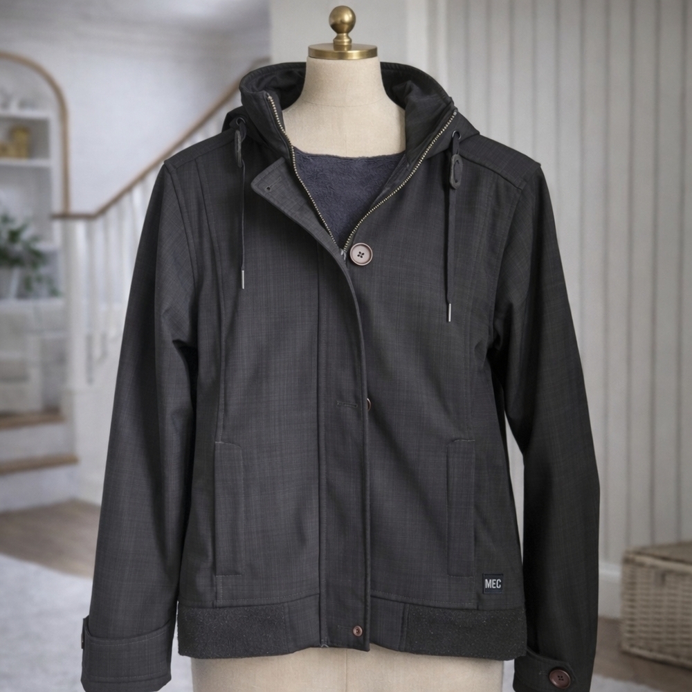 MEC Softshell Fleece Lined Charcoal Hooded Jacket Coat Size Medium